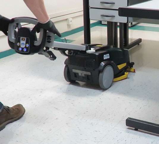 Alfa Mini Lavadora compacta de operação a pé alt 2