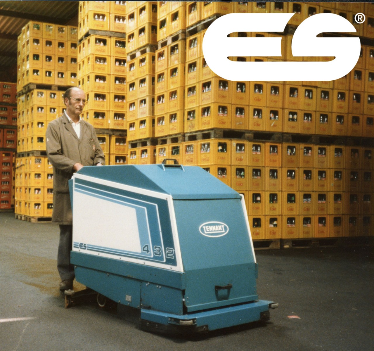 Tennant 432 Walk-Behind Scrubber with Extended Scrubbing (ES) Technology