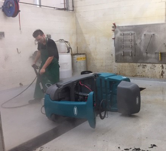 Used machine being reconditioned