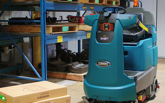 T7AMR robotic floor scrubber cleaning warehouse