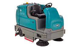 T17 tennant ride-on scrubber floor cleaning machine