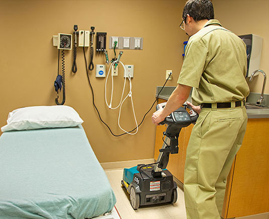 坦能公司会对服务员工进行交叉培训